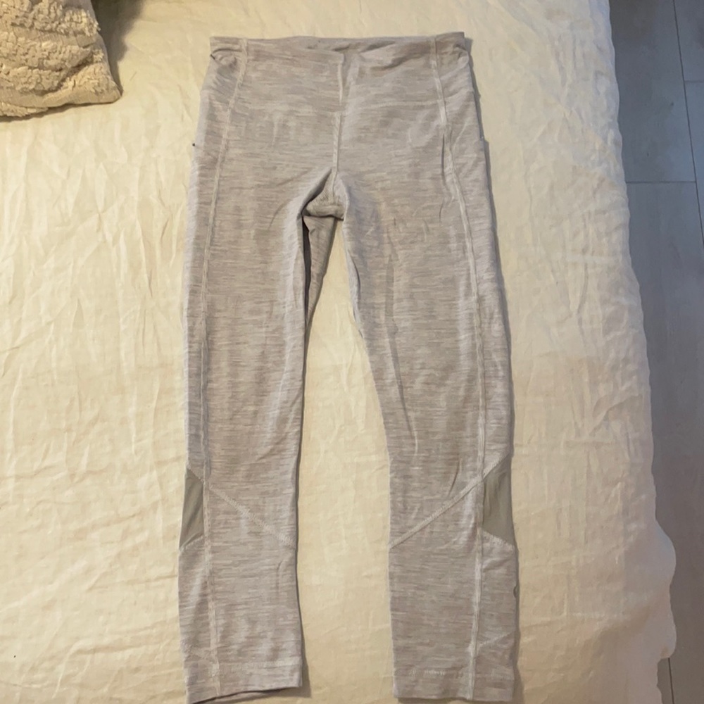 Lulu lemon cropped workout tights